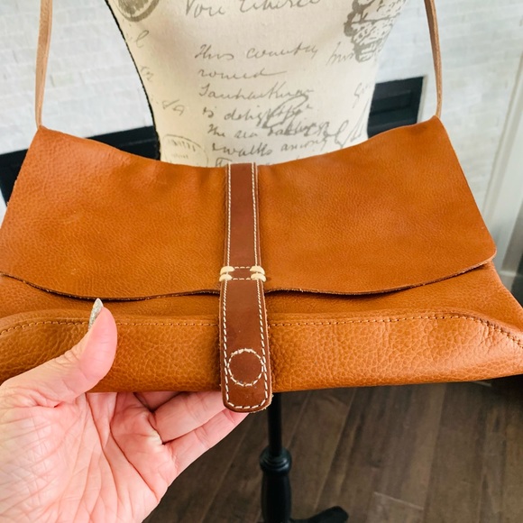 HANDBAG ANTHROPOLOGIE LEATHER BROWN HOLDING HORSES FLAP OVER CROSSBODY - Picture 4 of 8